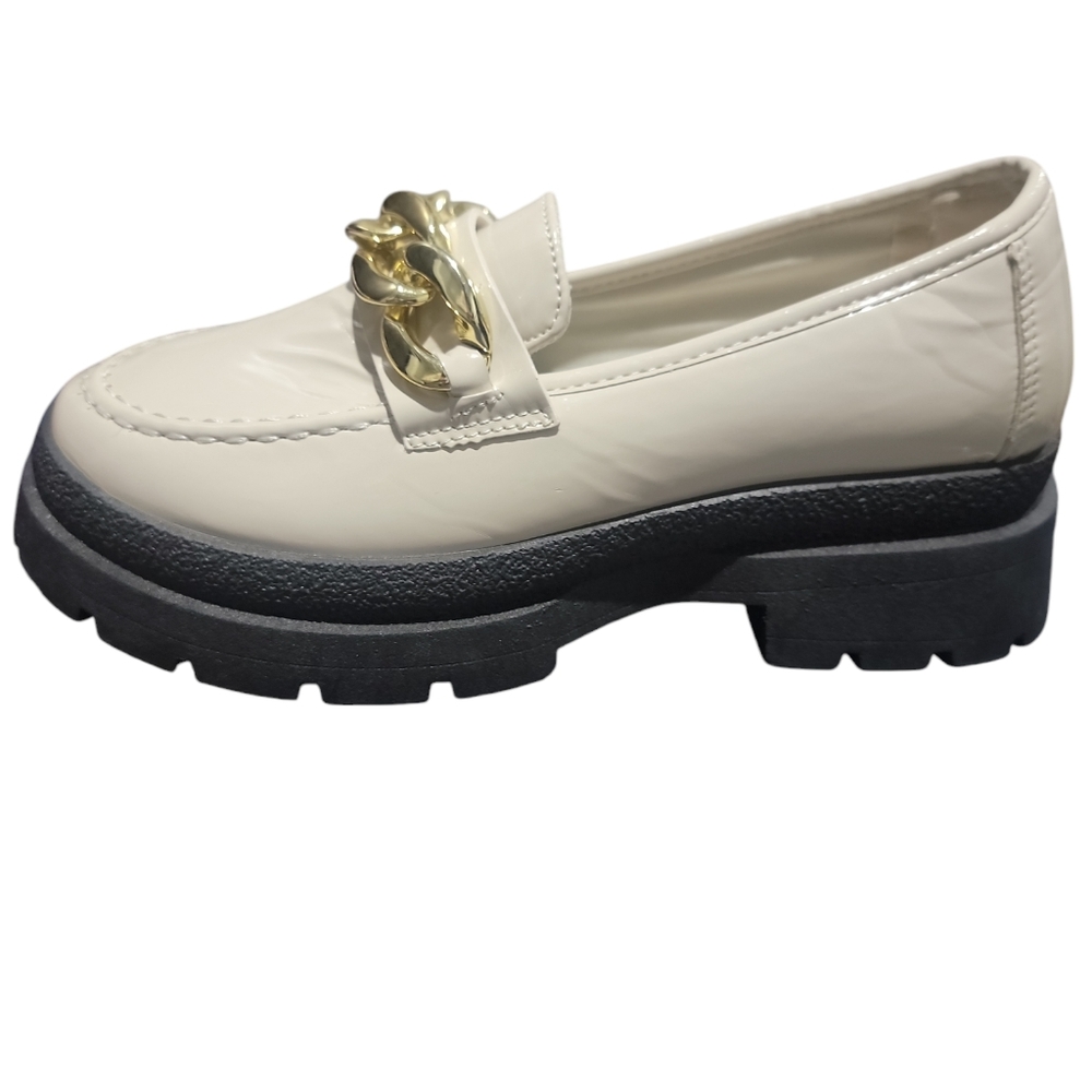 Qupid Parkway Platform Loafer Chain Stone Patent PU Size 10